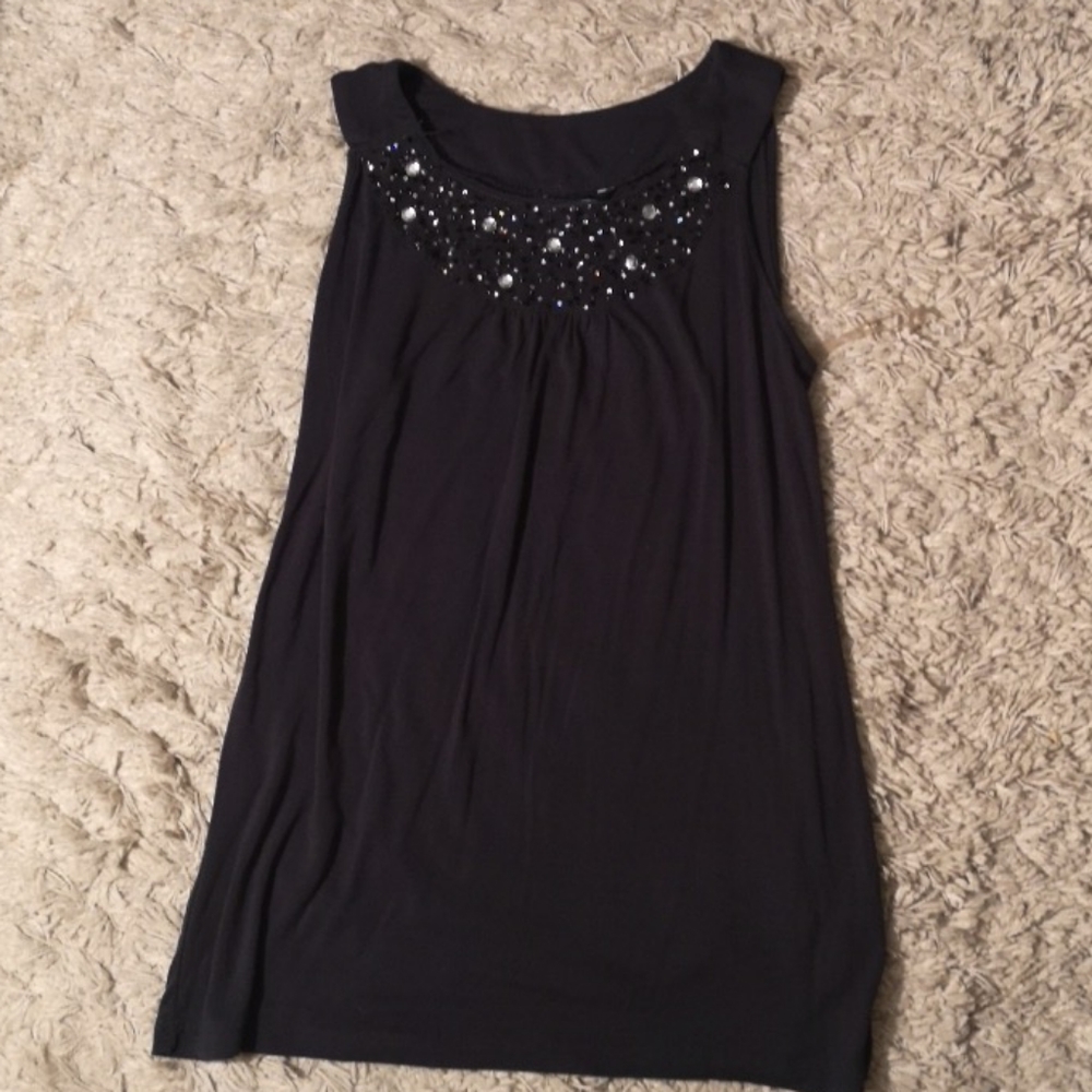 Sparkly neckline tank